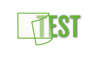 Das Bild zeigt das deutsche Wort „SCHRIFT“ in grünen Großbuchstaben, wobei ein Stück transparenter Klebefolie vom Anfang des Wortes abgezogen wird, wodurch die Buchstaben teilweise sichtbar werden.